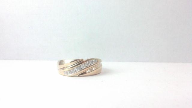 14k Diamond Ring!! WHITE TAG SALE!! %50 OFF!!!
