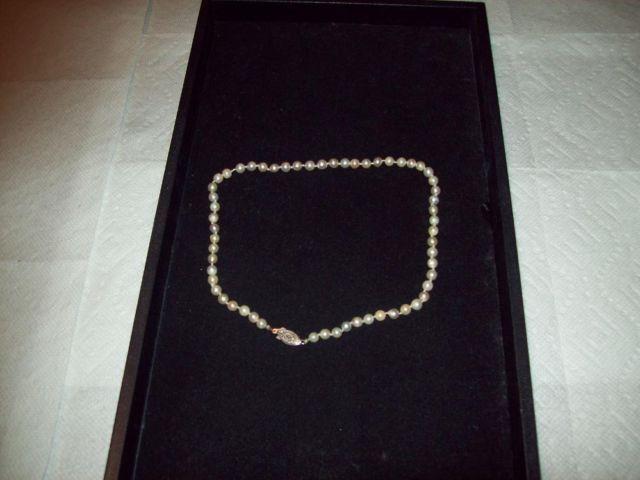 17 INCH BAROQUE PEARL NECKLACE STERLING SI CLASP $150.00 917-701-3862