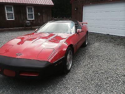 1988 CHEVROLET CORVETTE COUPE ,TORCH RED GOOD DRIVER!!!!