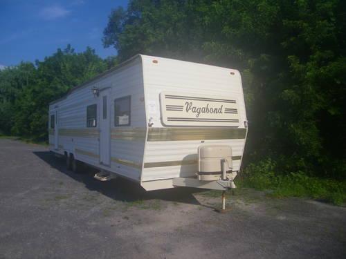 1991 Vagabond 35ft Park Model In Nice Condition - Save Big $$$$!!!
