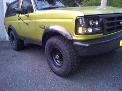 1992 Ford Bronco XLT 5.0L NEW EVERYTHING