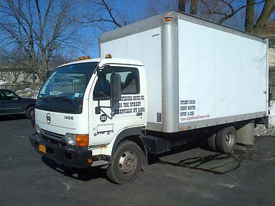 1998 14ft UD 1400 box truck with liftgate