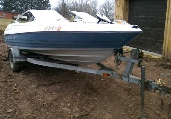 1998 Bayliner Boat with motor and trailer