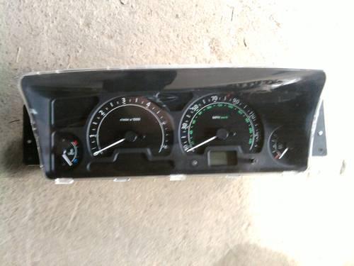 1999-2002 Land Rover Discovery II Gauge Cluster