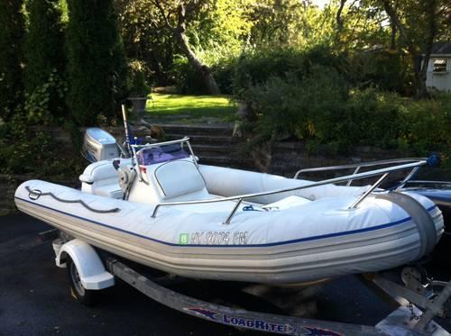 1999 Wellcraft 24' Center Console with trailer
