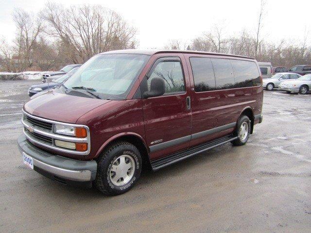 2000 Chevrolet Express Van Full-size Passenger Van