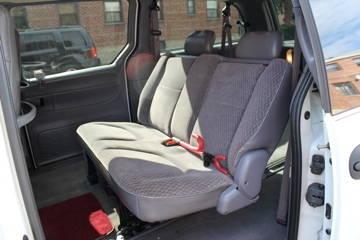 2000 Dodge Grand Caravan SE Mini Passenger Van 4-Door 3.3L