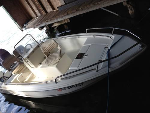 2001 Scout 15.5 ft four stroke Yamaha