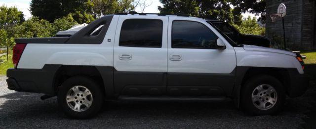 2002 Chevrolet Avalanche North Face Edition 4WD