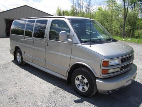 2002 Chevrolet Express Van Full-size Passenger Van LT