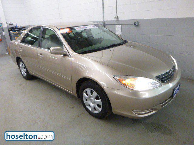 2002 Toyota Camry 4dr Car LE