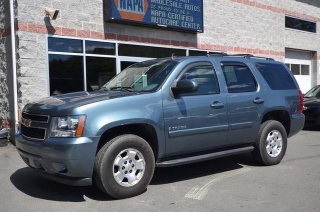 2004 CHEV TAHOE LT 4WD LOW MILEAGE EXTRA CLEAN IN/OUT FULLY INSPECTED