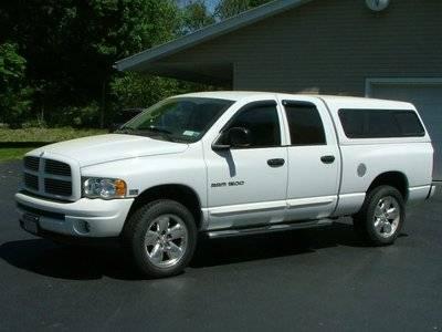2005 dodge ram 1500 silver only 78k