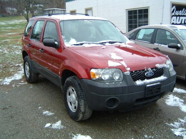 2005 Ford Escape XLS - 123k Miles - 1 Owner - Clean Carfax