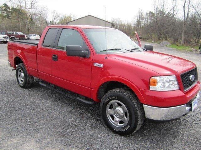 2005 Ford F-150 Extended Cab Pickup XLT