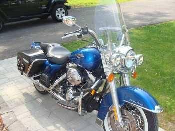 2005 Harley Davidson FLHRCI Road King Classic Touring in Central Squar