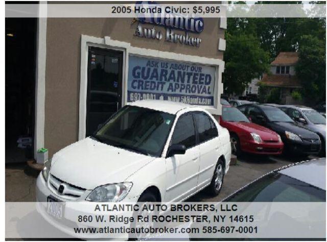 2005 HONDA CIVIC 4 DR, WHITE, AUTO, 1ST TIME BUYERS WELCOME, LOW MILES
