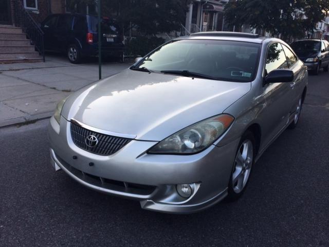 2005 TOYOTA CAMRY SOLARA V6 XLE. LOADED. BY OWNER