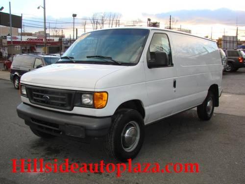 2006 FORD E350 SUPER DUTY CARGO VAN,ONE OWNER, CLEAN CARFAX HISTORY