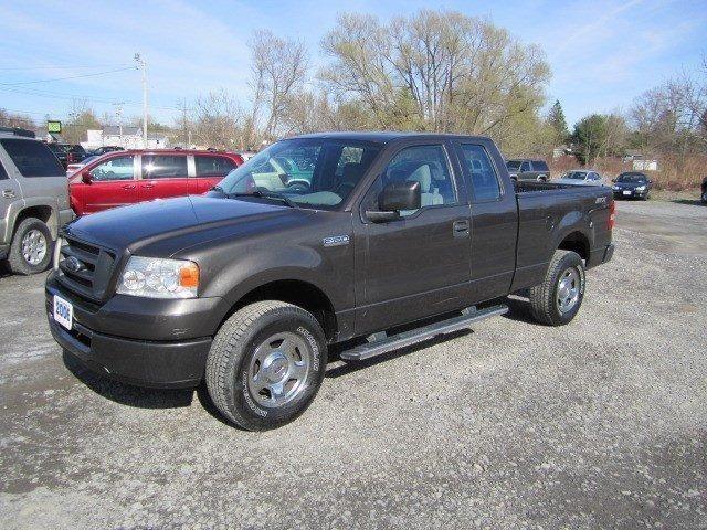 2006 Ford F-150 Extended Cab Pickup STX