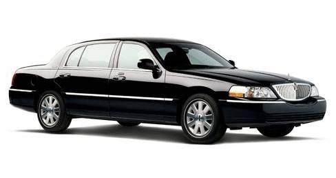 2006 Lincoln Town Car Black Good For Car Serves Taxi 718-764-7432