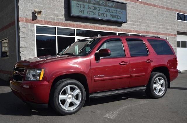 2007 CHEV TAHOE LT 4WD LOW MILEAGE LEATHER MOON EXTRA CLEAN IN & OUT