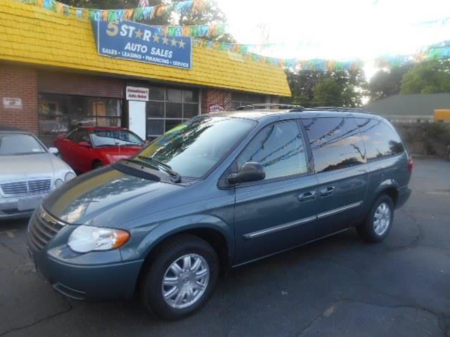 2007 Chrysler Touring Minivan in East Meadow, NY (888) 550-6618