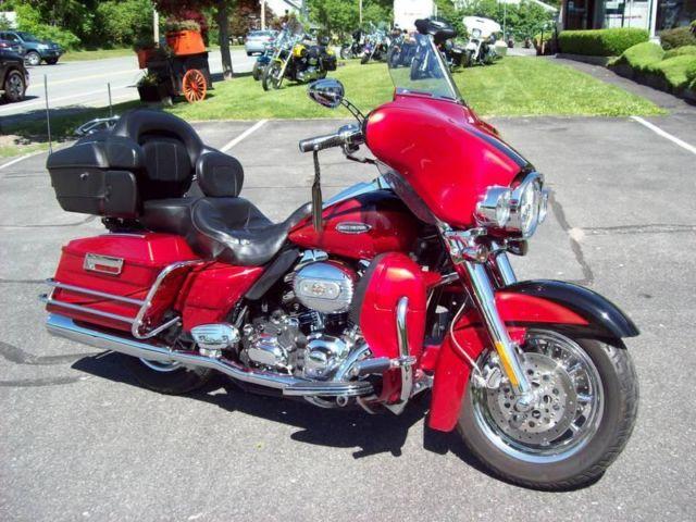 2007 Harley-Davidson FLHTCUSE2 Ultra Classic Screamin Eagle Electra Gl