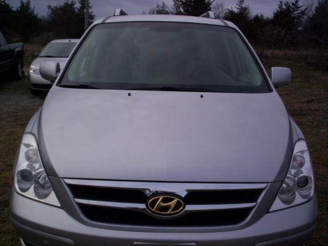 2007 Hyundai Entourage Limited