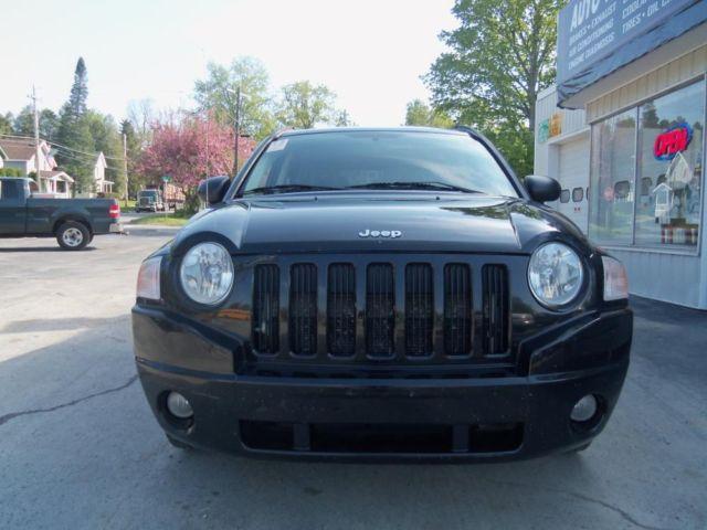 2007 Jeep Compass :: 5 Speed Manual Tansmission :: 117K Miles :: Clean
