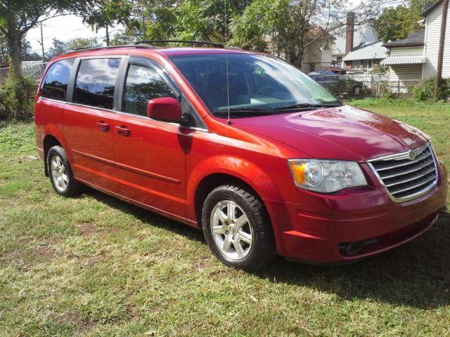 2008 Chrysler Town and Country touring Minivan