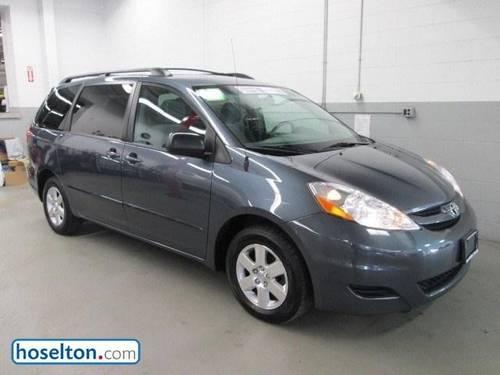 new 2009 toyota sienna le #3