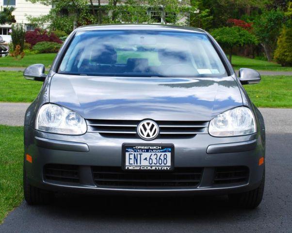 2009 Volkswagen Rabbit - grey- 25,000 miles