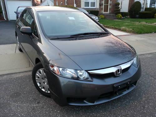 2010 HONDA CIVIC VP 4DR SDN 42K CLEAN TITLE NICE MINT COND. AUTOMATIC