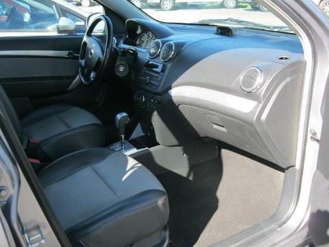 2011 Chevrolet Aveo5 4 Door Hatchback