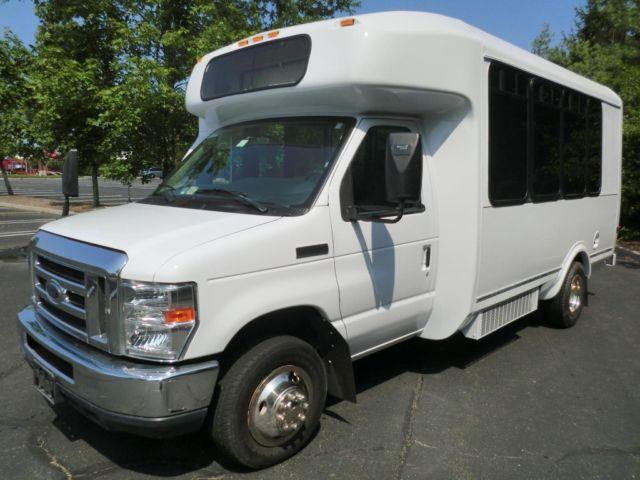 2011 Ford E450 14 Passenger Non-CDL Gas Shuttle Bus - Fully Repainted!