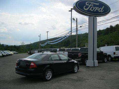 2011 Ford Fusion 4 Door Sedan