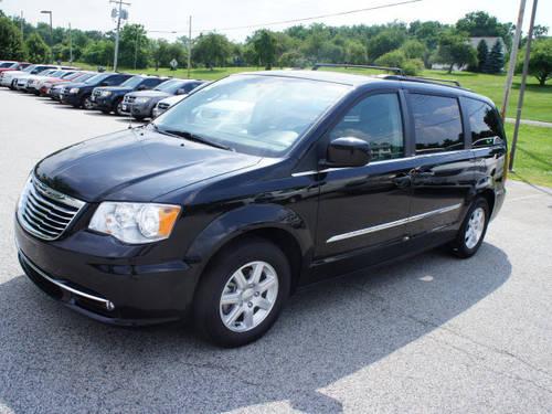 2012 Chrysler Town and Country Mini Van Touring