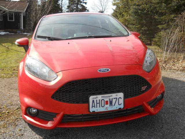 2014 FORD FIESTA ST - LOADED 18,000 MILES
