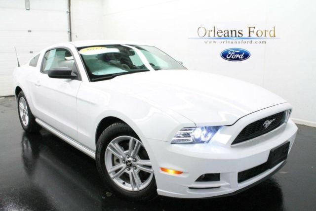 2014 Ford Mustang 2D Coupe V6