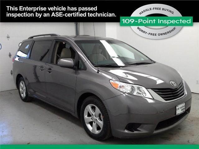 2014 Toyota Sienna 5dr 8-Pass Van V6 LE FWD