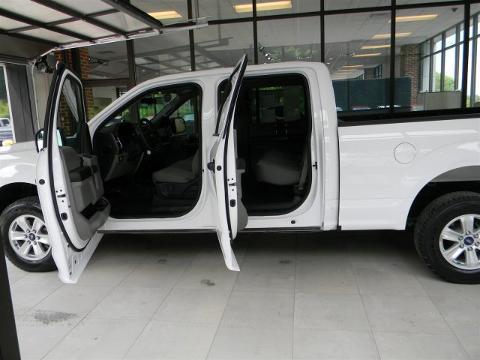 2015 Ford F-150 4 Door Crew Cab Short Bed Truck