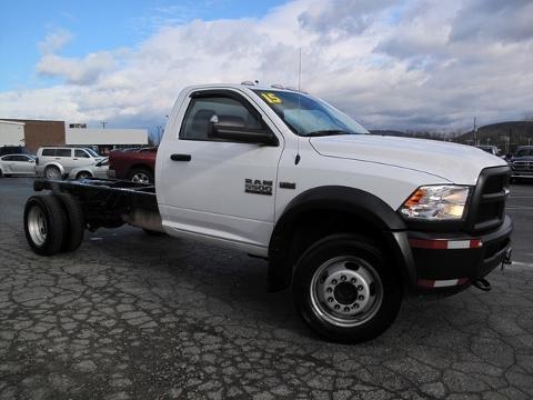 2015 RAM 5500HD Chassis Cab 2 Door Chassis Truck