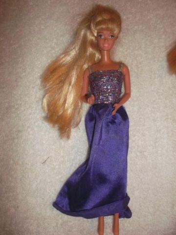 2 Vintage 1966 Barbie Dolls-1 Olympic 1995 Asian Barbie-1 2002 Barbie