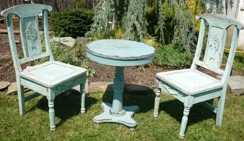 3-Piece Distressed Rustic Design Wood Garden Table and Chairs