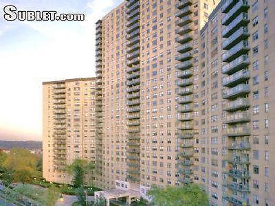 $3100 2 Apartment in Marble Hill Bronx