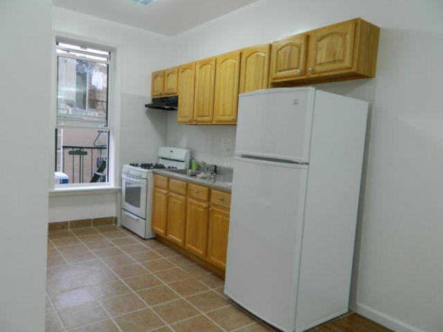 3 BEDROOMS 2 BATHS, NEW HOUSE/SECTION 8 OK/THIERIOT AVE/SOUNDVIEW AREA