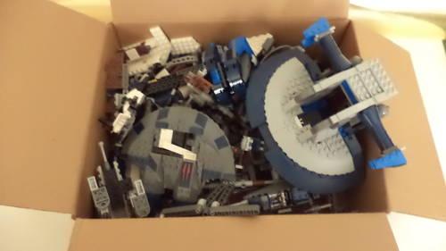 4 POUNDS OF STAR WARS LEGOS MIXED LOT NO MINIFIGS
