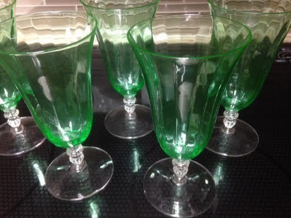 5 Depression glass wine goblets, green, delicate