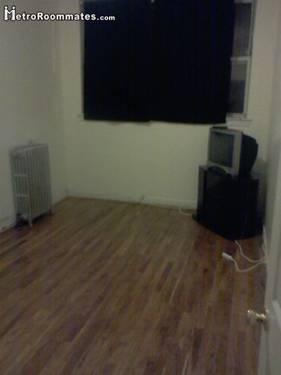 $825 room for rent in Forest Hills Queens
